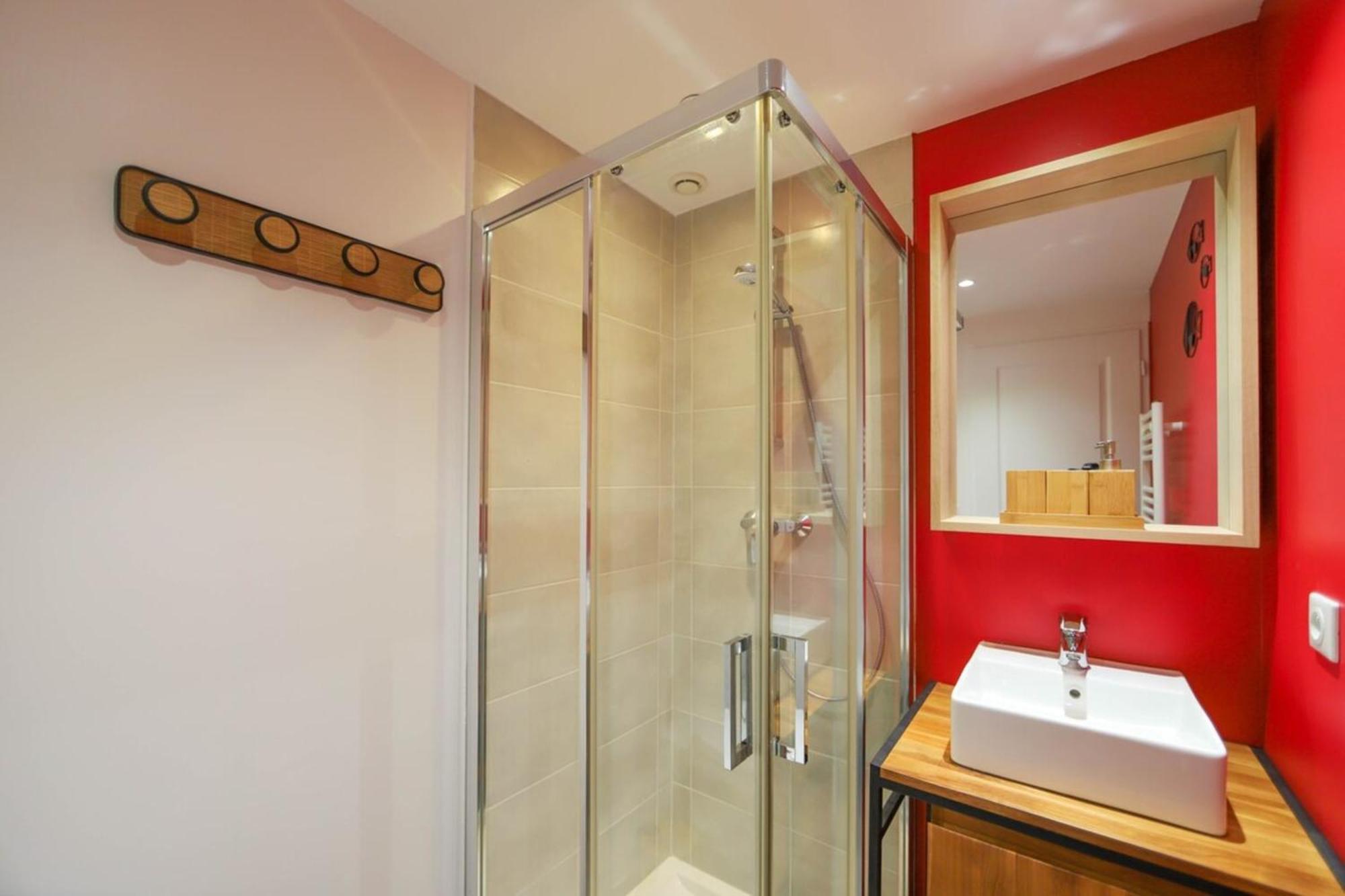 A L'Aventure ! Joli T2 Avec Balcon Centre Ville アヌシー エクステリア 写真