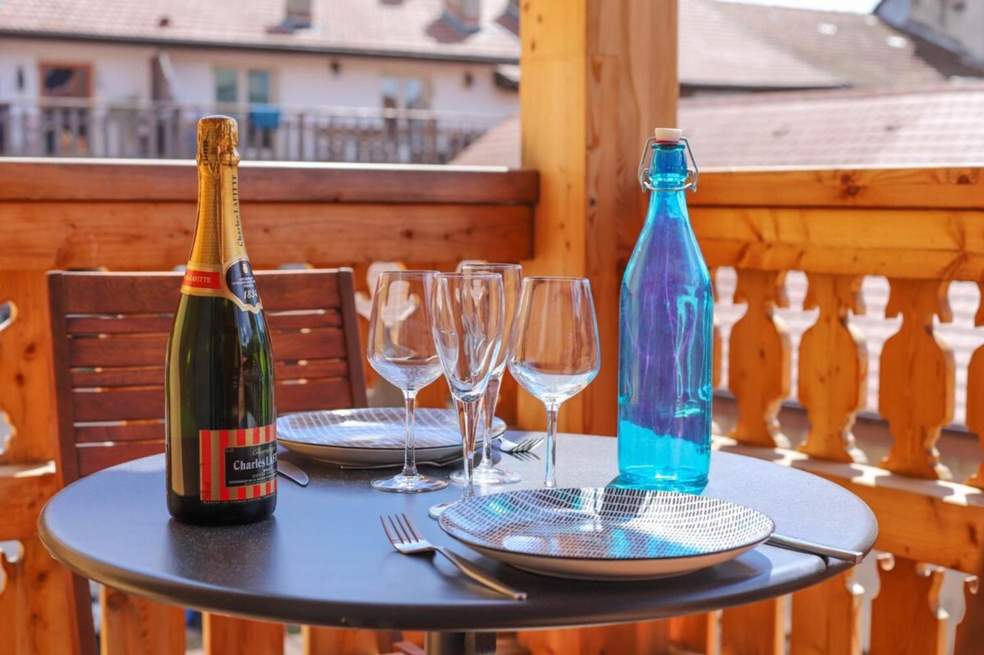 A L'Aventure ! Joli T2 Avec Balcon Centre Ville アヌシー エクステリア 写真